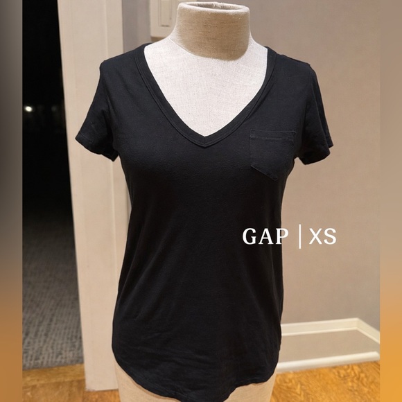 GAP Tops - GAP Vintage Wash V-Neck Tee Black XS Pocket T-Shirt